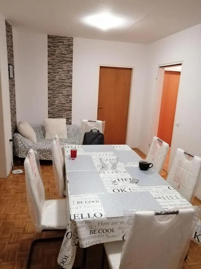Arena Stozice Rooms Lublana 0*,  Słowenia